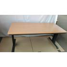 Steelcase íróasztal / OPERA EY-71 Steelcase íróasztal / OPERA EY-71