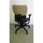 Steelcase Let's B munkaszék EY-51 Steelcase Let's B munkaszék EY-51