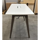 Kép 2/3 - Asztal Fr-421