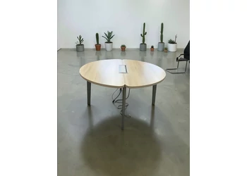 Tárgyalóasztal Fr-Fo2