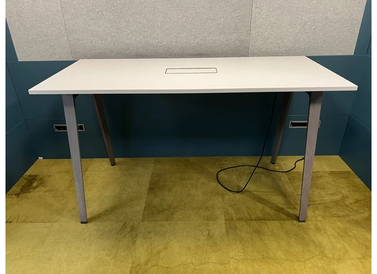 Steelcase B'Free magas asztal  Blue-8377